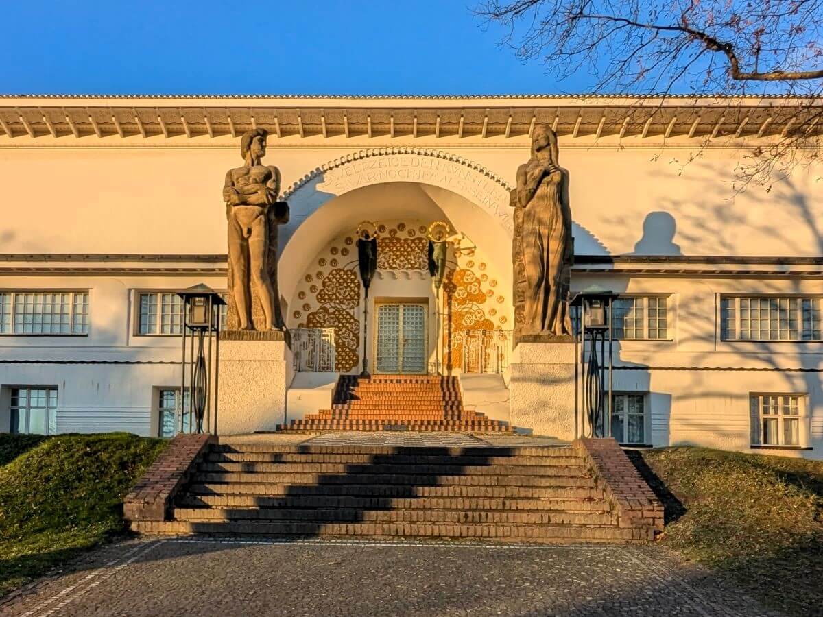 Atelierhaus auf der Mathildenhöhe in Darmstadt, Jugendstilgebäude der Künstlerkolonie.