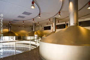 [title] - Bier ist das Lieblingsgetränk der Deutschen und der gemeinsame Nenner in geselliger Runde.wer Lust hat, sich auf Entdeckunsreise durch die Bierwelt zu begeben, hat viele Möglichkeiten. Von der Brauereiführung mit Bierverkostung über Brauseminare bis hin zu Erlebnistouren reicht das Repertoire. 