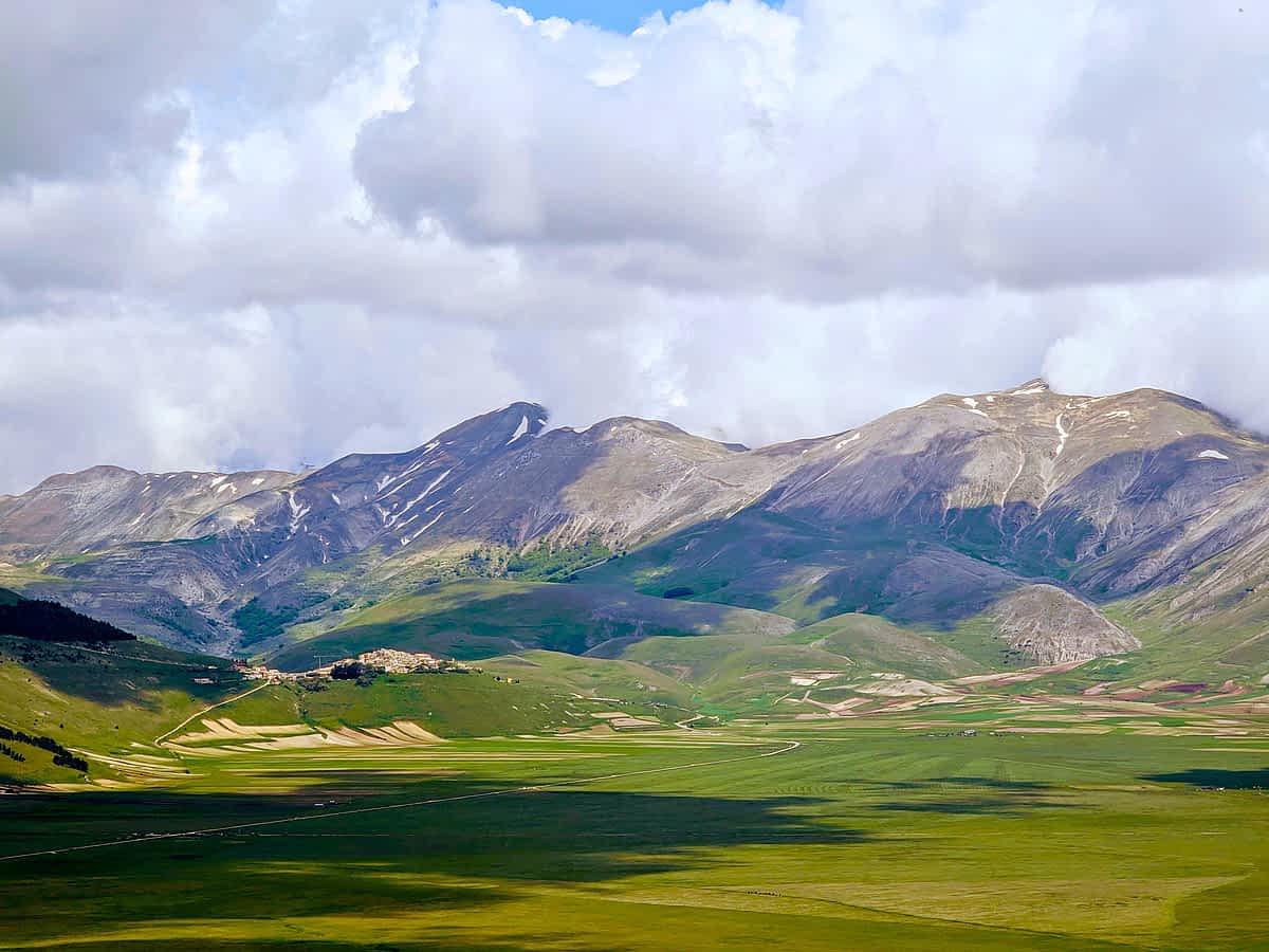 Apennin: auf dem Weg von  Umbrien in die Marken 